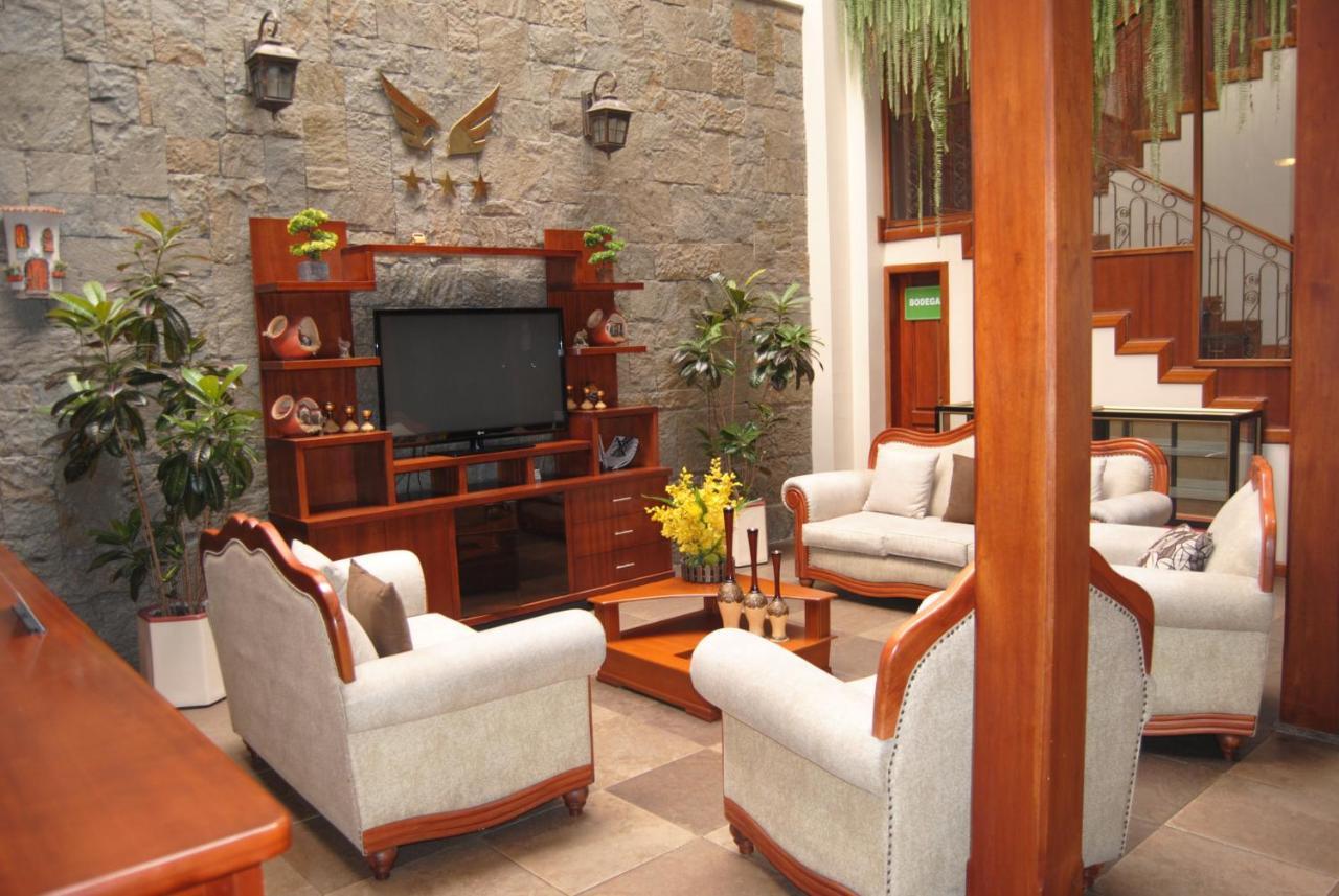 Hotel Pegasus Cuenca Dış mekan fotoğraf